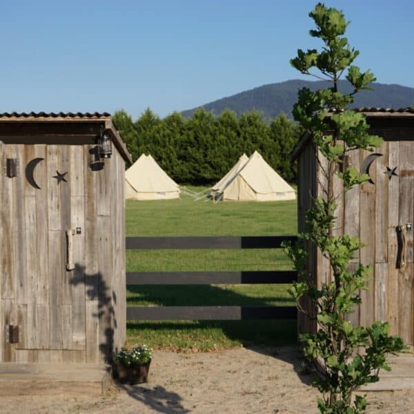 Outhouse Toilet Paddock Dreams (21)